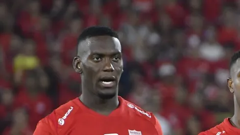 Cruzeiro está indeciso sobre Brayan Medina.