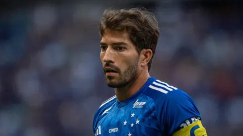 MG – BELO HORIZONTE – 16/02/2025 – MINEIRO 2025, CRUZEIRO X AMERICA-MG – Lucas Silva jogador do Cruzeiro durante partida contra o America-MG no estadio Mineirao pelo campeonato Mineiro 2025. Foto: Alessandra Torres/AGIF