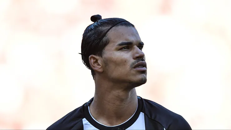 RJ - RIO DE JANEIRO - 30/04/2023 - BRASILEIRO A 2023, FLAMENGO X BOTAFOGO - Danilo Barbosa jogador do Botafogo durante partida contra o Flamengo no estadio Maracana pelo campeonato BRASILEIRO A 2023. Foto: Thiago Ribeiro/AGIF