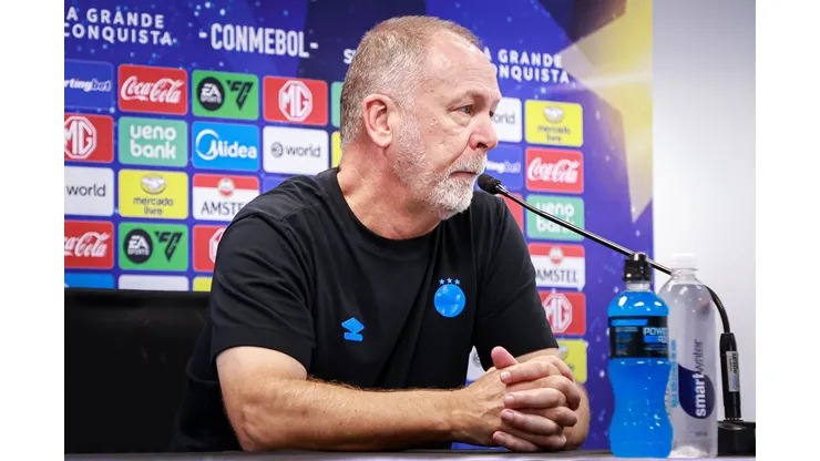 Mano Menezes, técnico do Grêmio