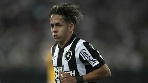 Segovinha tem propostas para deixar o Botafogo novamente.