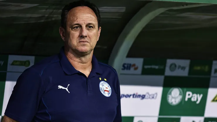 SP - SAO PAULO - 27/04/2025 - BRASILEIRO A 2025, PALMEIRAS X BAHIA - Rogerio Ceni tecnico do Bahia durante partida contra o Palmeiras no estadio Arena Allianz Parque pelo campeonato Brasileiro A 2025. Foto: Fabio Giannelli/AGIF