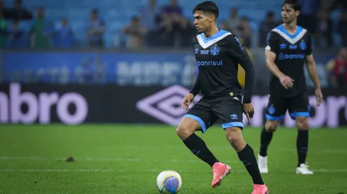 Matias Arezo jogador do Gremio durante partida contra o Criciuma no estadio Arena do Gremio pelo campeonato Brasileiro A 2024.
