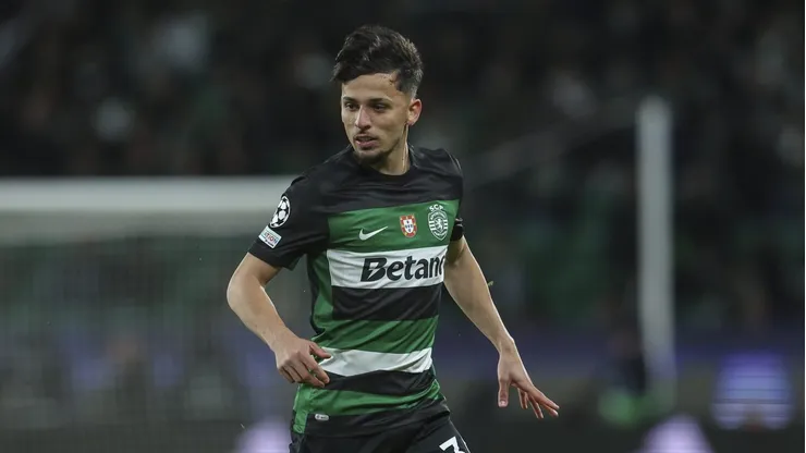 Biel durante confronto contra o Borussia na Champions League 2024/25.