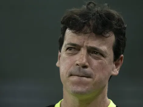 Vasco aceita negociar zagueiro com rival e negócio depende de detalhe