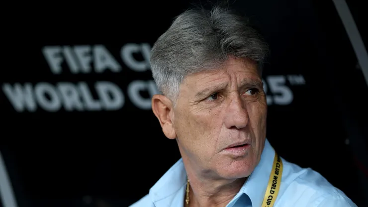 ORLANDO, FLORIDA - JULY 04: Renato Portaluppi, Head Coach of Fluminense FC looks on prior to the FIFA Club World Cup 2025 quarter final match between Fluminense FC and Al Hilal at Camping World Stadium on July 04, 2025 in Orlando, Florida. (Photo by Buda Mendes/Getty Images)