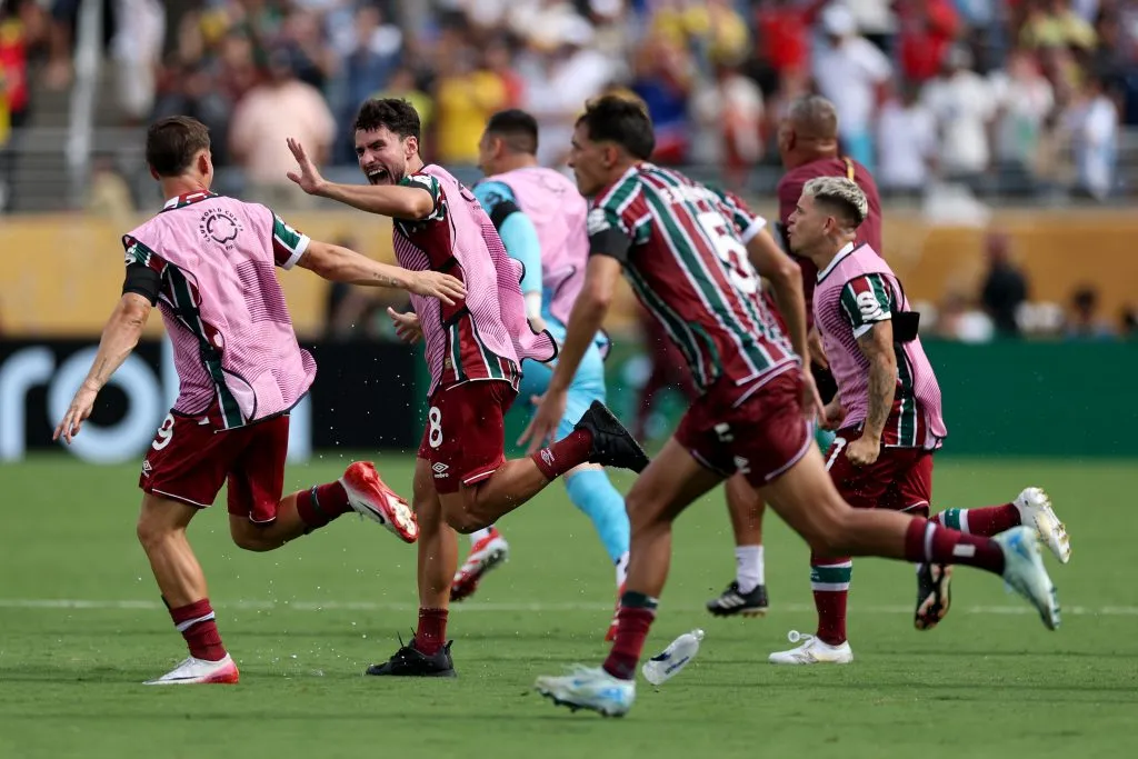 ORLANDO, FLORIDA – JULY 04: Matheus Martinelli #8 of Fluminense FC and team mates celebrate victory following the FIFA Club World Cup 2025 quarter final match between Fluminense FC and Al Hilal at Camping World Stadium on July 04, 2025 in Orlando, Florida. (Photo by Buda Mendes/Getty Images)