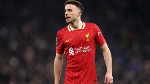 Diogo Jota durante semifinal da Carabao Cup contra o Tottenham em janeiro de 2025.
