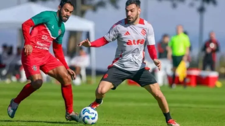Internacional em jogo treino contra Brasil de Farroupilha
