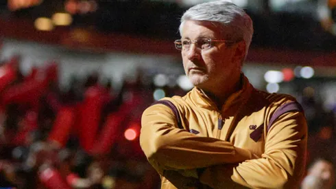 Odair durante confronto contra o Coritiba na Série B 2025.