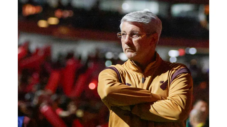 Odair durante confronto contra o Coritiba na Série B 2025.