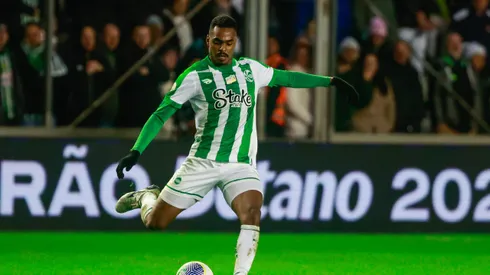 Caíque esteve próximo do Grêmio Foto: Luiz Erbes/AGIF