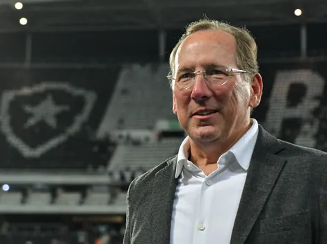 John Textor age no mercado e faz proposta para ter zagueiro no Botafogo