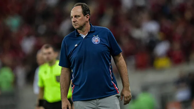 RJ - RIO DE JANEIRO - 12/09/2024 - COPA DO BRASIL 2024, FLAMENGO X BAHIA - Rogerio Ceni tecnico do Bahia durante partida contra o Flamengo no estadio Maracana pelo campeonato Copa Do Brasil 2024. Foto: Thiago Ribeiro/AGIF