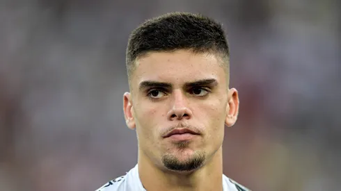Gabriel Pec jogador do Vasco durante partida contra o Flamengo no estadio Maracana pelo campeonato Carioca 2023.
