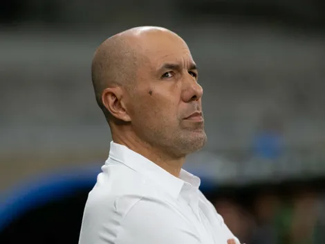 Leonardo Jardim é avisado que atacante tem problema e vira dúvida no Cruzeiro