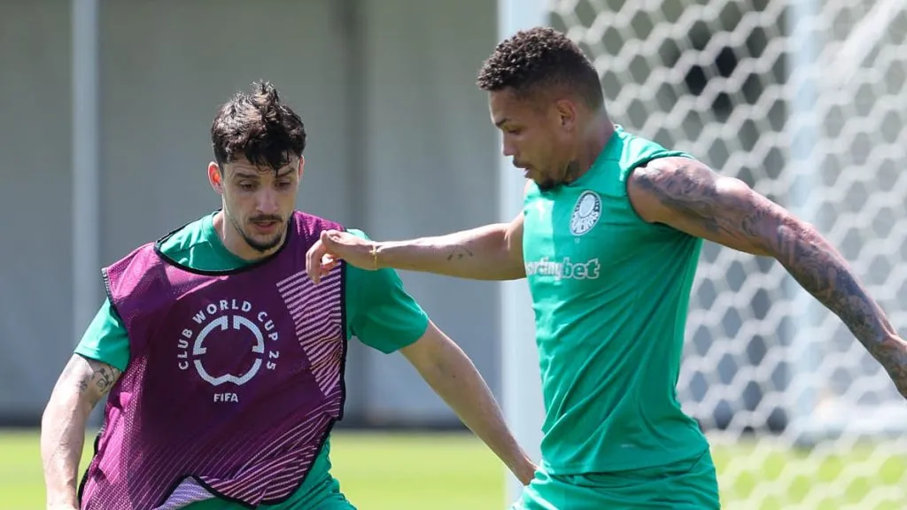 Paulinho durante treinamento. (Foto: Cesar Greco/Palmeiras/by Canon)