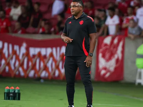 Roger Machado ganha 'reforço' no treino do Internacional