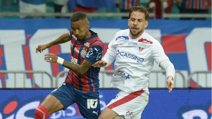 Ademir jogador do Bahia durante partida contra o Fortaleza no estadio Fonte Nova pelo campeonato Copa Do Nordeste 2025. Foto: Jhony Pinho/AGIF