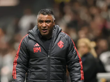 Roger Machado reage a situação de Ronaldo com torcida do Internacional