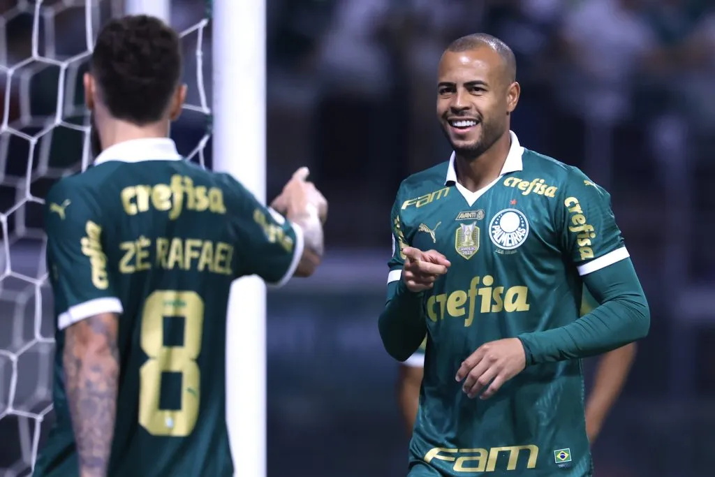 SP – SAO PAULO – 23/06/2024 – BRASILEIRO A 2024, PALMEIRAS X JUVENTUDE –  jogador do Palmeiras comemora seu gol durante partida contra o Juventude no estadio Arena Allianz Parque pelo campeonato Brasileiro A 2024. Foto: Marcello Zambrana/AGIF
