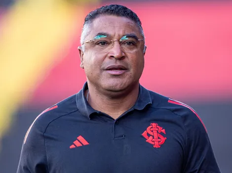 Roger Machado é avisado que atacante ex-Flamengo é oferecido ao Internacional