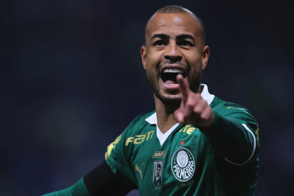 SP – SAO PAULO – 01/07/2024 – BRASILEIRO A 2024, PALMEIRAS X CORINTHIANS – Mayke jogador do Palmeiras durante partida contra o Corinthians no estadio Arena Allianz Parque pelo campeonato Brasileiro A 2024. Foto: Ettore Chiereguini/AGIF