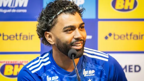 Gabigol durante sua apresentacao oficial como jogador do Cruzeiro em coletiva de imprensa realizada no Mineirao.