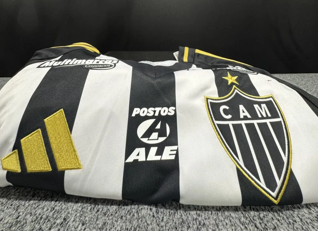 Camisa do Atlético-MG com novo patrocinador