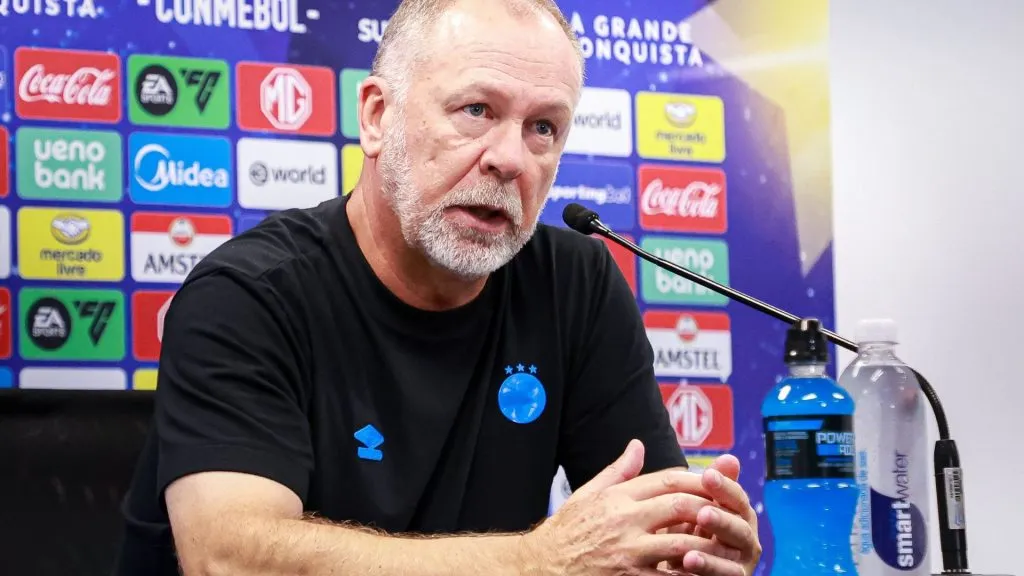 Mano Menezes, técnico do Grêmio