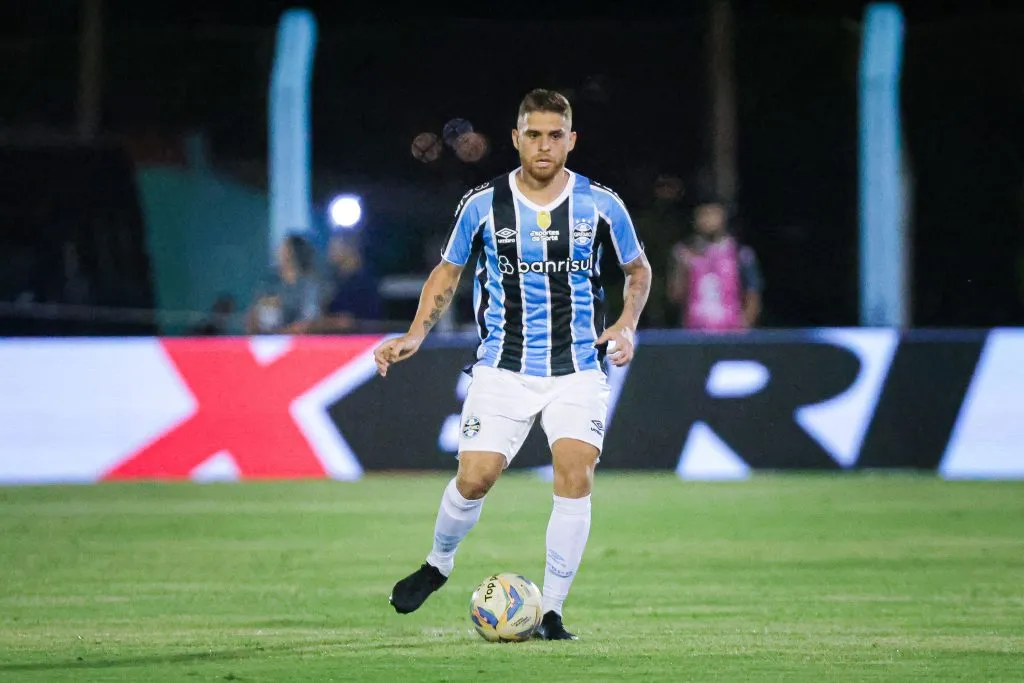 Gustavo Cuellar jogador do Grêmio durante partida contra o Monsoon – Foto: Maxi Franzoi/AGIF