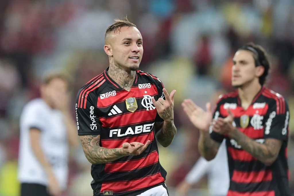 RJ – RIO DE JANEIRO – 21/05/2025 – COPA DO BRASIL 2025, FLAMENGO X BOTAFOGO-PB – Everton Cebolinha jogador do Flamengo comemora seu gol durante partida contra o Botafogo-PB no estadio Maracana pelo campeonato Copa Do Brasil 2025. Foto: Thiago Ribeiro/AGIF