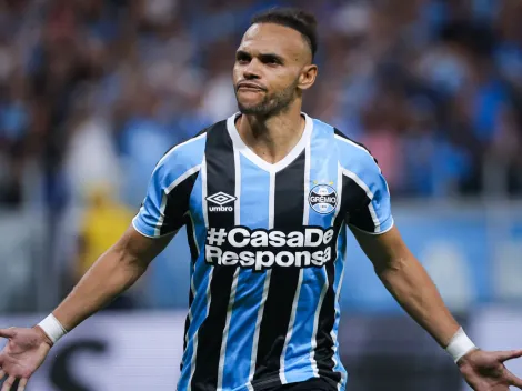 Grêmio não conta com Braithwaite na Sul-Americana e contra Cruzeiro