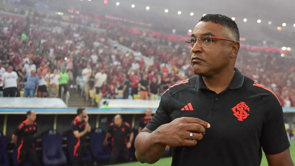 Roger Machado, treinador do Internacional. Foto: Thiago Ribeiro/AGIF