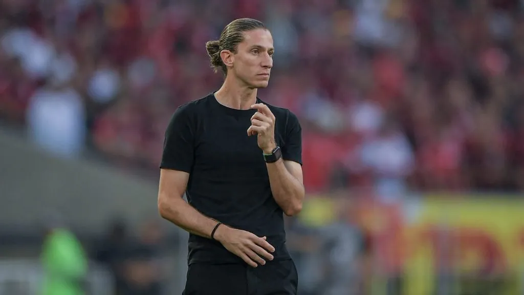 Filipe Luís, técnico do Flamengo. Foto: Thiago Ribeiro/AGIF