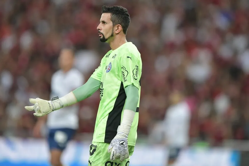 RJ – RIO DE JANEIRO – 10/05/2025 – BRASILEIRO A 2025, FLAMENGO X BAHIA – Marcos Felipe goleiro do Bahia durante partida contra o Flamengo no estadio Maracana pelo campeonato Brasileiro A 2025. Foto: Thiago Ribeiro/AGIF