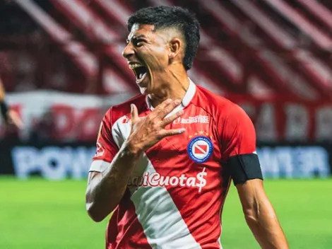 Internacional está perto de acerto com meia