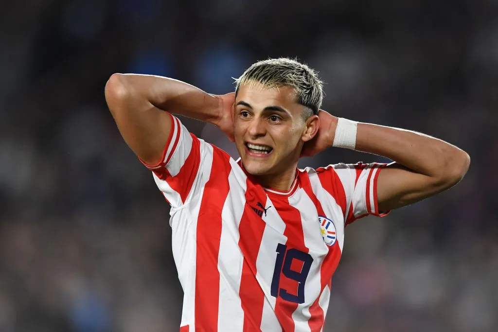 BUENOS AIRES, ARGENTINA – OCTOBER 12: Ramon Sosa of Paraguay reacts during the FIFA World Cup 2026 Qualifier match between Argentina and Paraguay at Estadio Más Monumental Antonio Vespucio Liberti on October 12, 2023 in Buenos Aires, Argentina. (Photo by Marcelo Endelli/Getty Images)