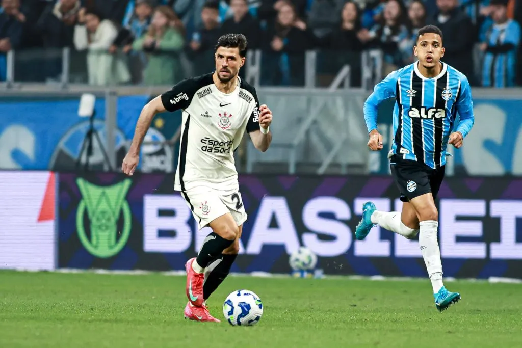 Hector Hernandez jogador do Corinthians durante partida contra o Grêmio – Foto: Maxi Franzoi/AGIF