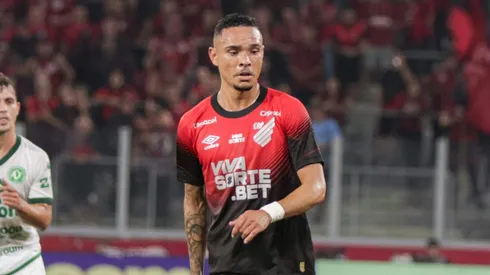 Luiz Fernando, jogador do Athlético-PR