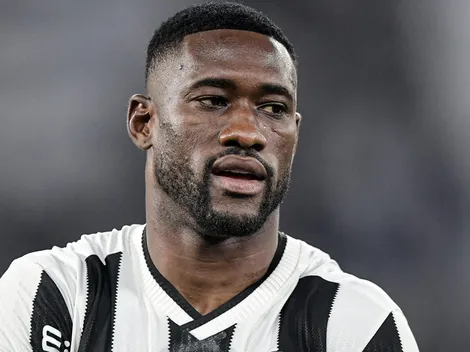 Bastos se pronuncia após passar por cirurgia no joelho