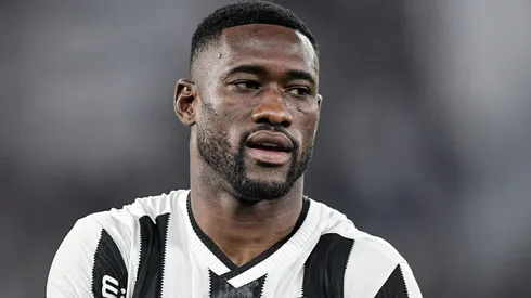 - Bastos jogador do Botafogo