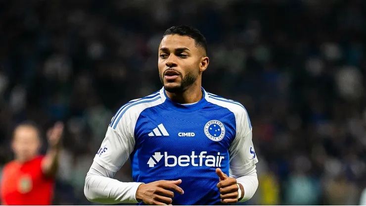 MG - BELO HORIZONTE - 13/07/2025 - BRASILEIRO A 2025, CRUZEIRO X GREMIO - Wanderson jogador do Cruzeiro durante partida contra o Gremio no estadio Mineirao pelo campeonato Brasileiro A 2025. Foto: Fernando Moreno/AGIF