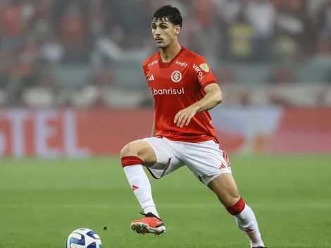 Torcida do Inter reage à venda de Johnny para Europa