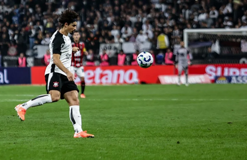 André Ramalho atuando pelo Corinthians – Foto: Fabio Giannelli/AGIF