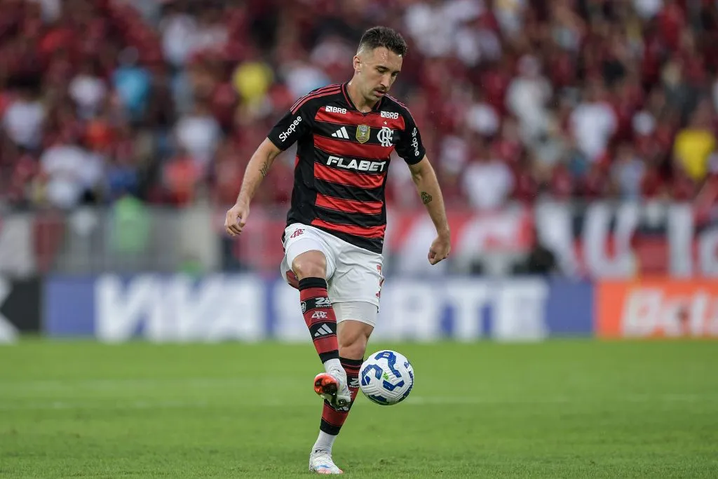RJ – RIO DE JANEIRO – 12/07/2025 – BRASILEIRO A 2025, FLAMENGO X SAO PAULO – Leo Ortiz jogador do Flamengo durante partida contra o Sao Paulo no estadio Maracana pelo campeonato Brasileiro A 2025. Foto: Thiago Ribeiro/AGIF