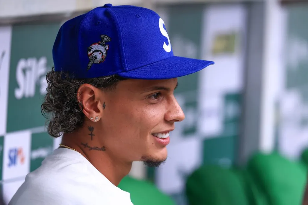 SP – SAO PAULO – 25/05/2025 – BRASILEIRO A 2025, PALMEIRAS X FLAMENGO – Richard Rios jogador do Palmeiras antes da partida contra o Flamengo no estadio Arena Allianz Parque pelo campeonato Brasileiro A 2025. Foto: Marcello Zambrana/AGIF