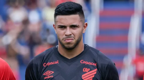 Mycael goleiro do Athletico-PR durante partida contra o Andraus no estadio Durival de Britto pelo campeonato Paranaense 2025. Foto: Robson Mafra/AGIF