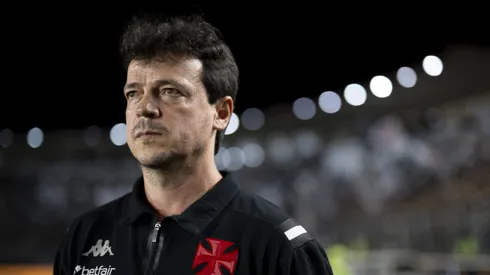 RJ – RIO DE JANEIRO – 17/05/2025 – BRASILEIRO A 2025, VASCO X FORTALEZA – Fernando Diniz tecnico do Vasco durante partida contra o Fortaleza no estadio Sao Januario pelo campeonato Brasileiro A 2025. Foto: Jorge Rodrigues/AGIF