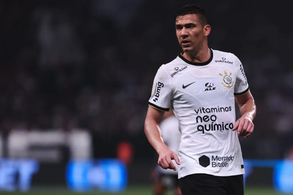 SP – Sao Paulo – 26/10/2022 – BRASILEIRO A 2022, CORINTHIANS X FLUMINENSE – Balbuena jogador do Corinthians durante partida contra o Fluminense no estadio Arena Corinthians pelo campeonato Brasileiro A 2022. Foto: Ettore Chiereguini/AGIF